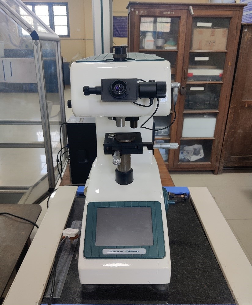 Vicker’s Microhardness Tester